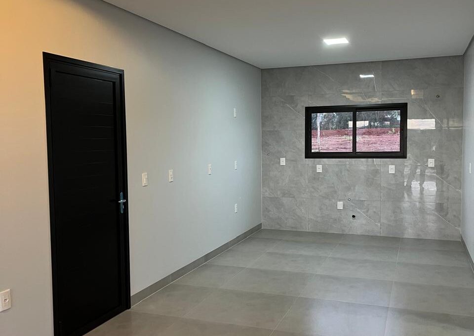 WhatsApp Image 2025-10-15 at 16.41.46 (1)