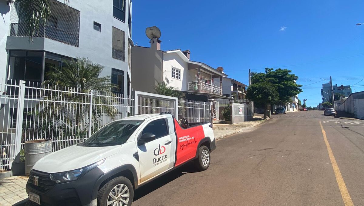 WhatsApp Image 2025-10-16 at 17.42.05 (1)