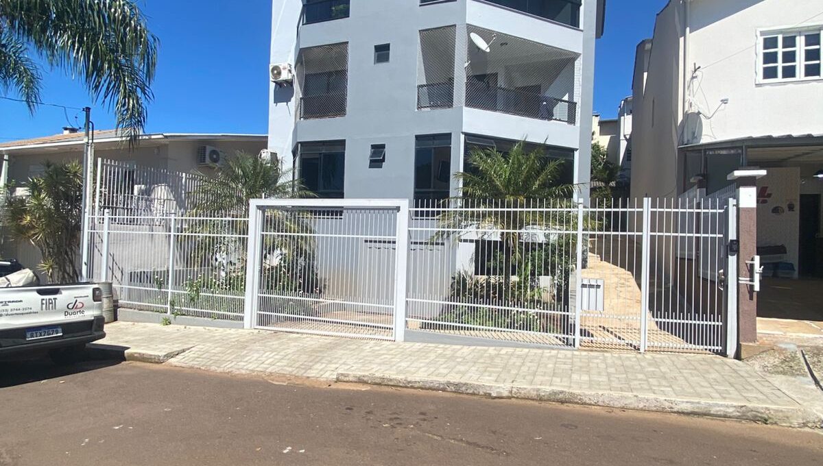 WhatsApp Image 2025-10-16 at 17.42.06