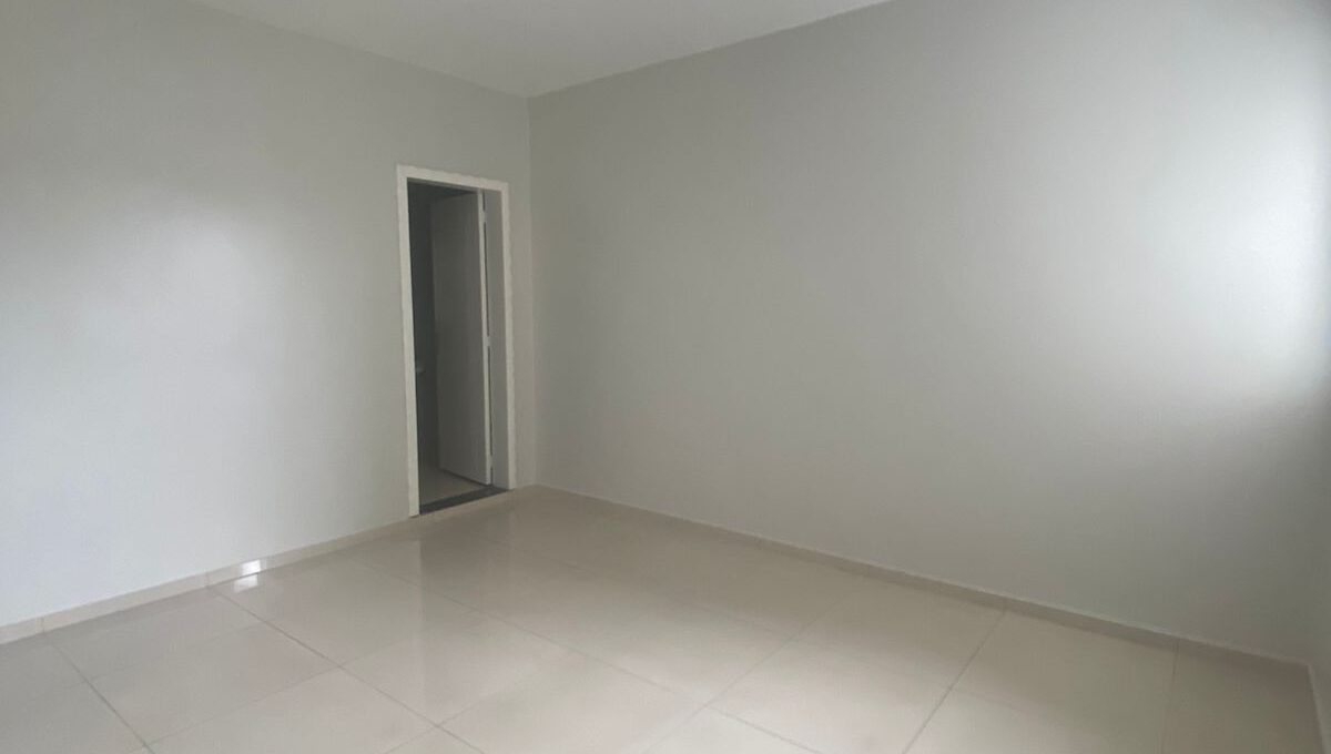 WhatsApp Image 2025-11-27 at 10.07.00