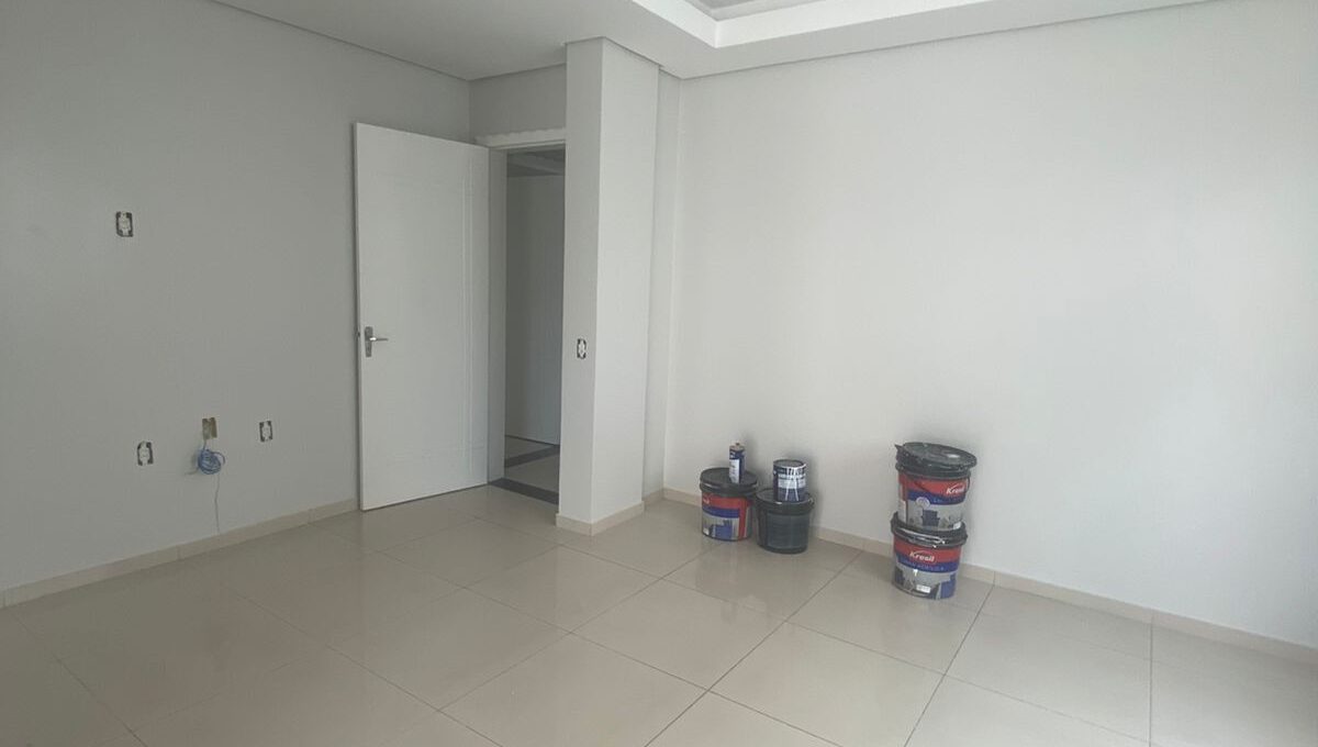 WhatsApp Image 2025-11-27 at 10.07.00 (2)