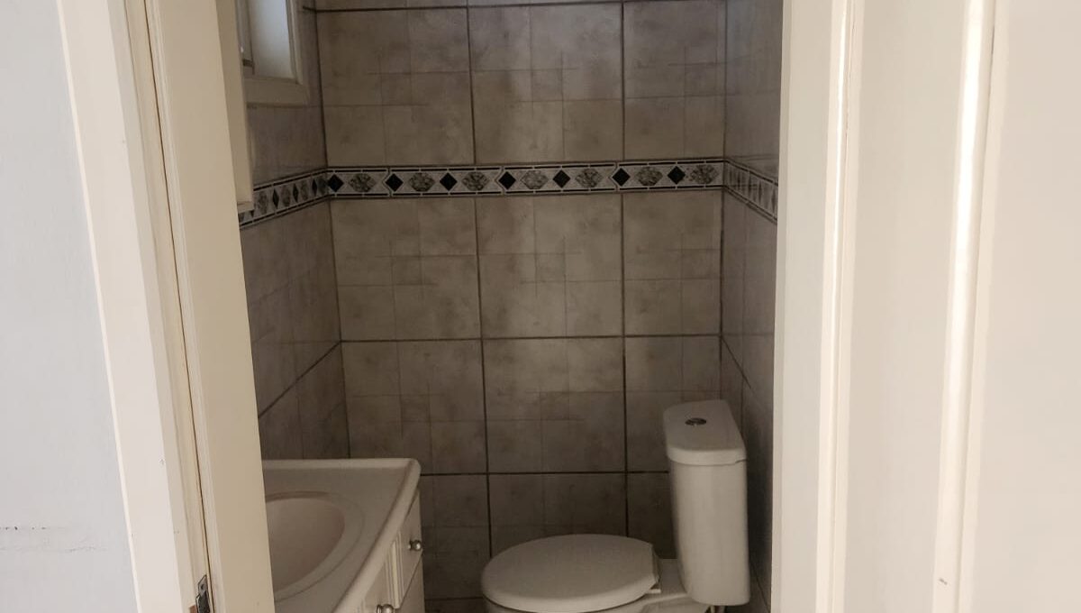 WhatsApp Image 2025-12-05 at 09.15.34