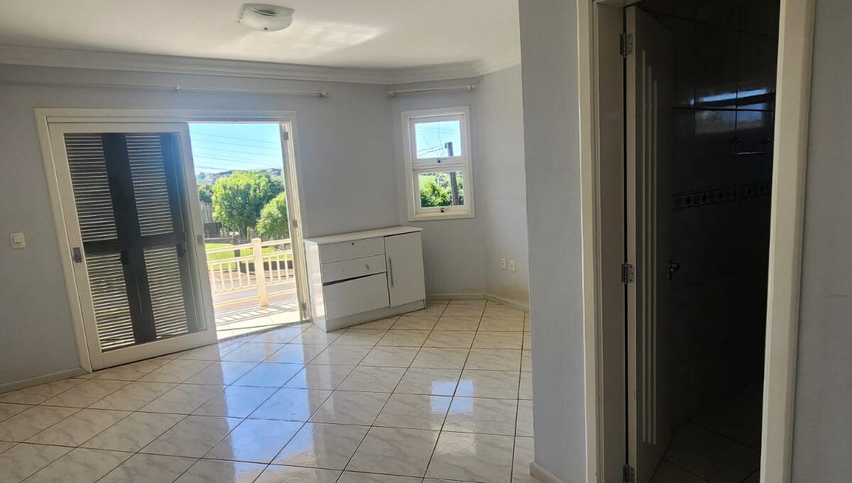 WhatsApp Image 2025-12-05 at 09.15.37 (1)