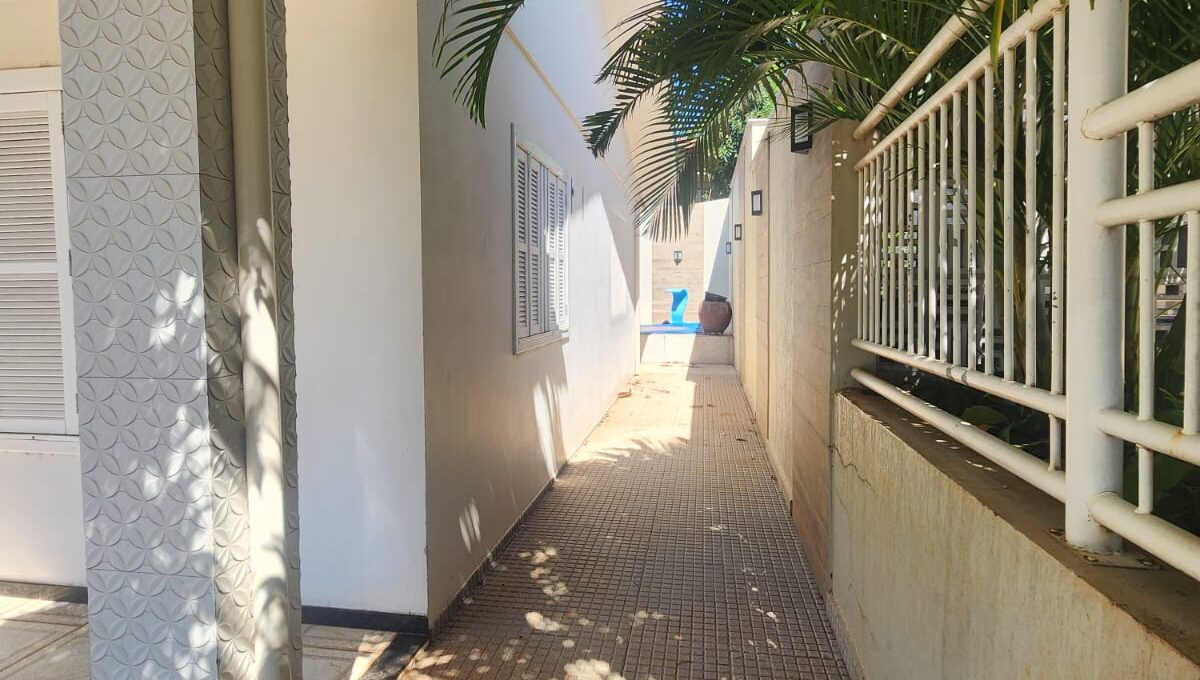 WhatsApp Image 2025-12-05 at 09.15.41 (1)