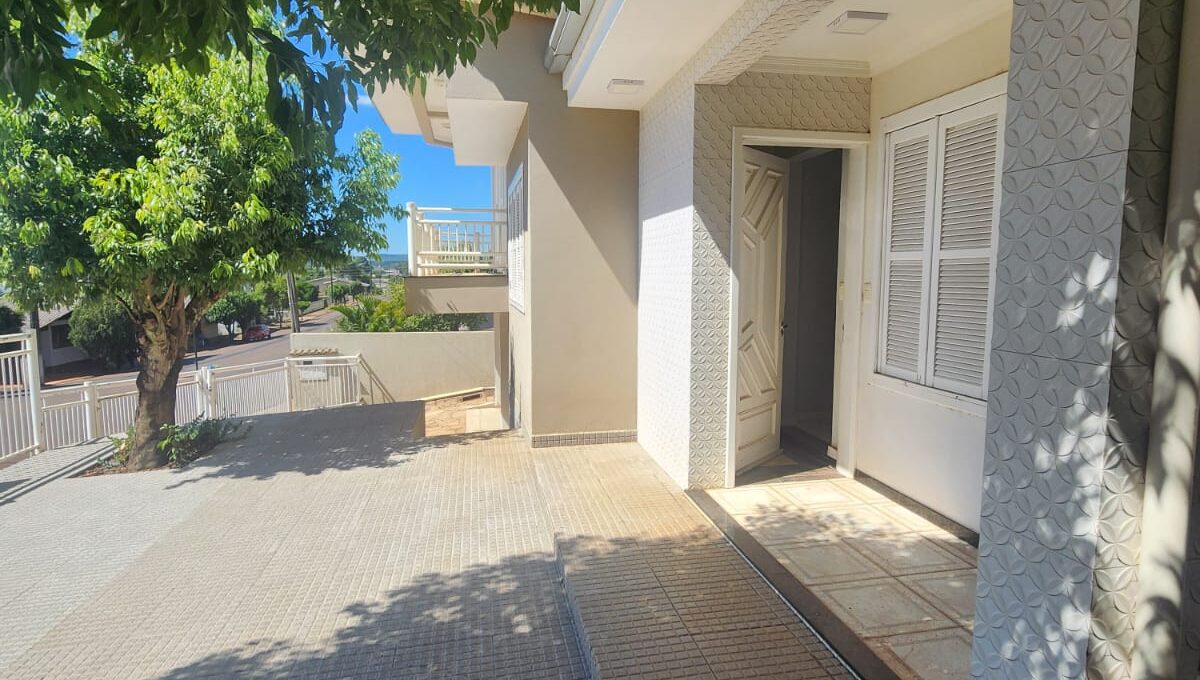 WhatsApp Image 2025-12-05 at 09.15.41