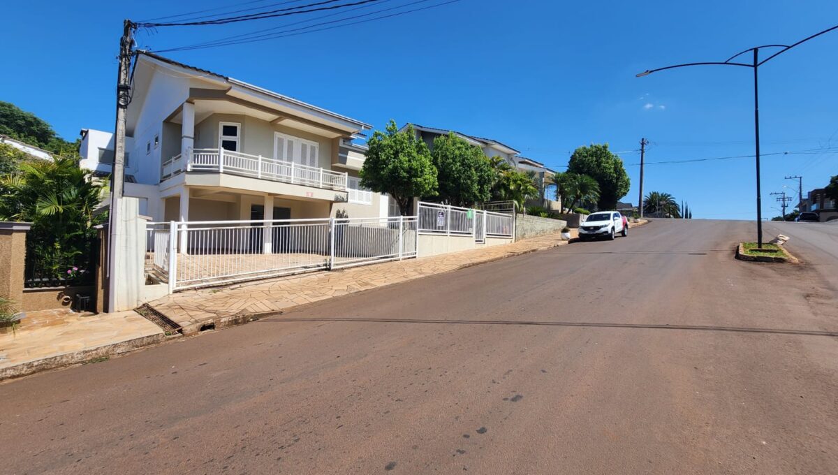 WhatsApp Image 2025-12-05 at 09.15.41 (2)